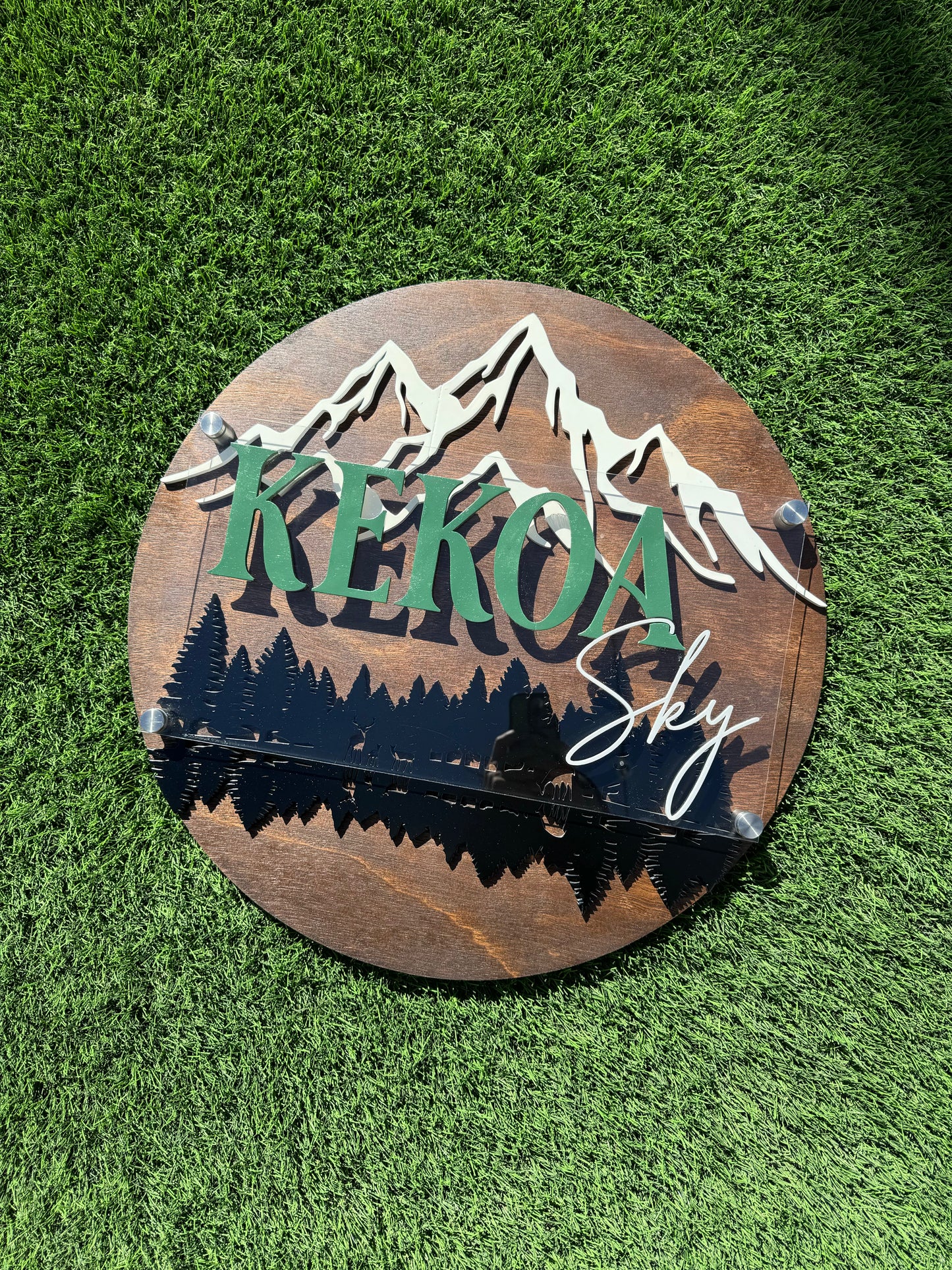 Circle nursery sign with Acrylic
