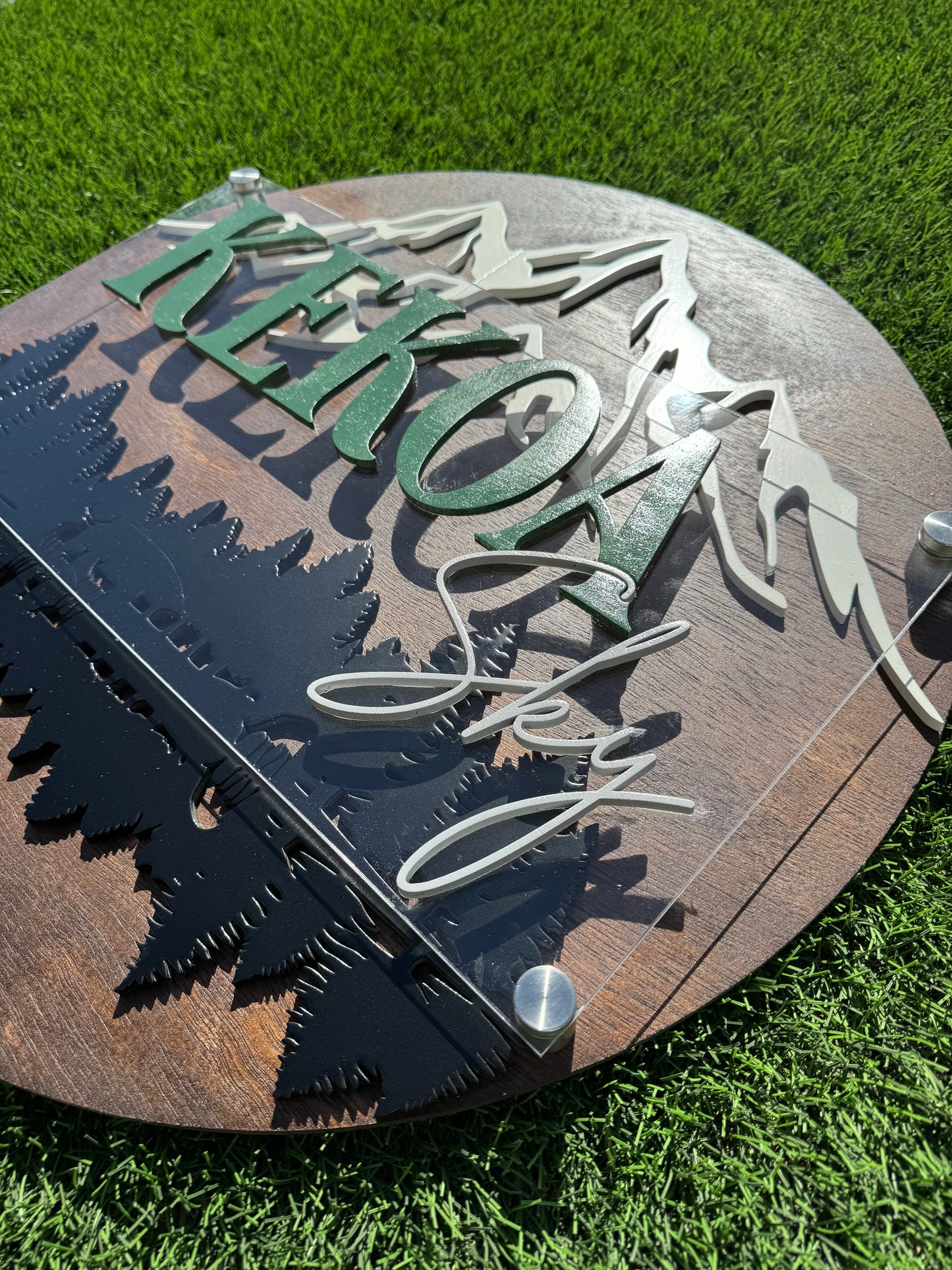 Circle nursery sign with Acrylic